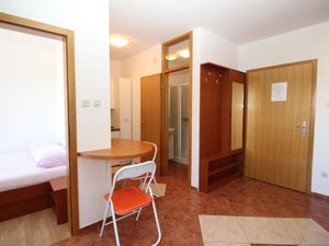 23041305-Ferienwohnung-2-Baška-300x225-5