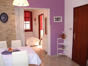 22251461-Ferienwohnung-4-Baška-300x225-3