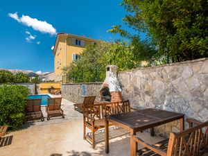 23745708-Ferienwohnung-4-Baška-300x225-2