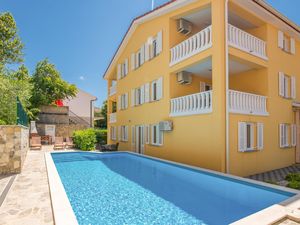 23745723-Ferienwohnung-2-Baška-300x225-0