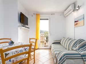 19211714-Ferienwohnung-5-Baška-300x225-1