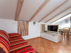 19211586-Ferienwohnung-5-Baška-300x225-1