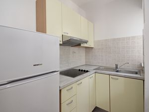 23099531-Ferienwohnung-4-Baška-300x225-5