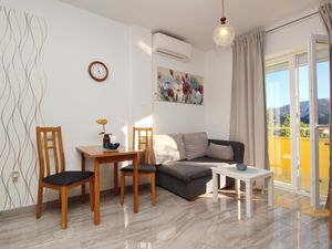 23099529-Ferienwohnung-2-Baška-300x225-1