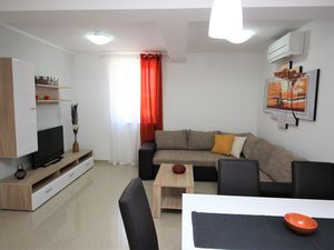 23109767-Ferienwohnung-4-Baška-300x225-1