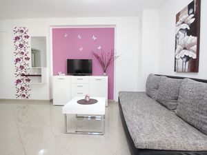 23109047-Ferienwohnung-2-Baška-300x225-4