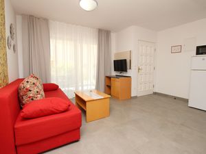 23109133-Ferienwohnung-4-Baška-300x225-1