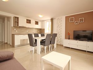 23109353-Ferienwohnung-4-Baška-300x225-4