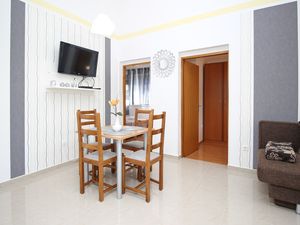 23108997-Ferienwohnung-5-Baška-300x225-4