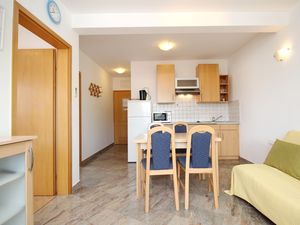 23110221-Ferienwohnung-4-Baška-300x225-2