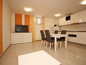 23112173-Ferienwohnung-2-Baška-300x225-2