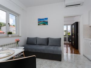 23115925-Ferienwohnung-3-Baška-300x225-3