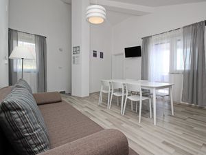 23115921-Ferienwohnung-6-Baška-300x225-1