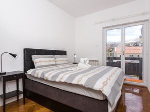 23115927-Ferienwohnung-4-Baška-300x225-4