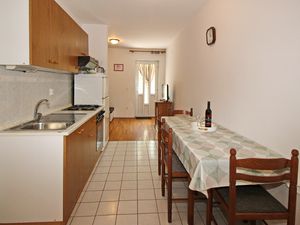 23350899-Ferienwohnung-5-Baška-300x225-4