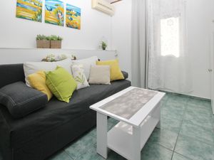 23353696-Ferienwohnung-4-Baška-300x225-2