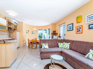 23381607-Ferienwohnung-6-Baška-300x225-3