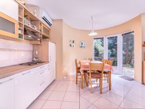 23381607-Ferienwohnung-6-Baška-300x225-5