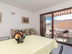 23383778-Ferienwohnung-4-Baška-300x225-2