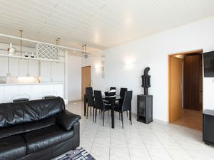 23438837-Ferienwohnung-6-Baška-300x225-3