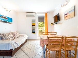 23539291-Ferienwohnung-5-Baška-300x225-5