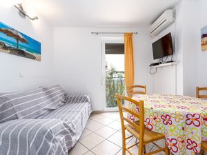 23917106-Ferienwohnung-5-Baška-300x225-2