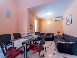 23917178-Ferienwohnung-4-Baška-300x225-4