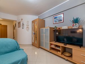 23954871-Ferienwohnung-6-Baška-300x225-3