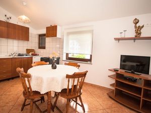 23960109-Ferienwohnung-5-Baška-300x225-2