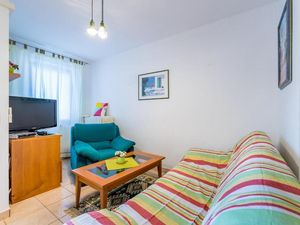 23961289-Ferienwohnung-3-Baška-300x225-1