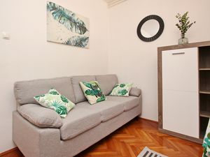 23980641-Ferienwohnung-5-Baška-300x225-3