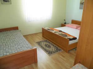 23980671-Ferienwohnung-4-Baška-300x225-4