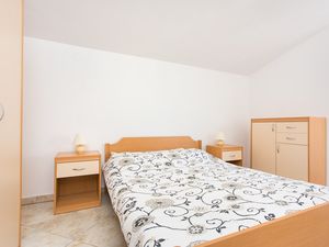 23980687-Ferienwohnung-3-Baška-300x225-4