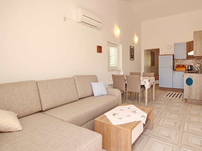 23967390-Ferienwohnung-4-Baška-800x600-1