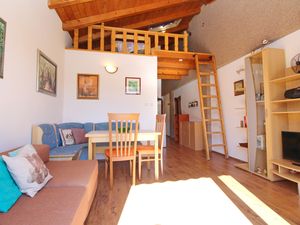 23980696-Ferienwohnung-3-Baška-300x225-2