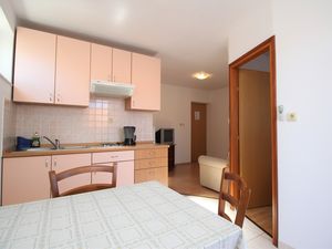 23980702-Ferienwohnung-3-Baška-300x225-4