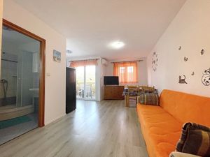 23980699-Ferienwohnung-5-Baška-300x225-2