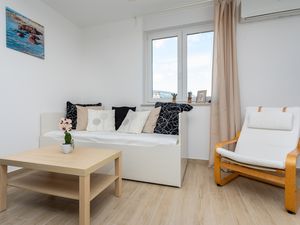 24015832-Ferienwohnung-6-Baška-300x225-2