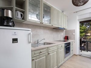 24015835-Ferienwohnung-5-Baška-300x225-5