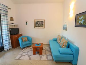 24015839-Ferienwohnung-4-Baška-300x225-2