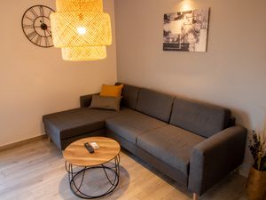 24015853-Ferienwohnung-6-Baška-300x225-2