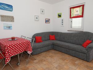 24015858-Ferienwohnung-4-Baška-300x225-1