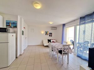 23039819-Ferienwohnung-4-Baška-300x225-5