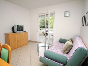 23928439-Ferienwohnung-4-Baška-300x225-1