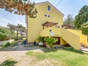 23931820-Ferienwohnung-5-Baška-300x225-0