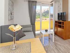 23933630-Ferienwohnung-2-Baška-300x225-1