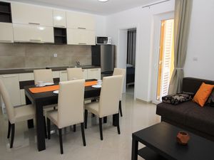 23933659-Ferienwohnung-4-Baška-300x225-2