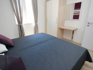 23933658-Ferienwohnung-2-Baška-300x225-4