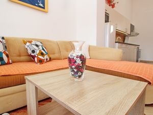 23933673-Ferienwohnung-4-Baška-300x225-4