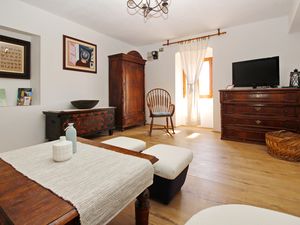 23933953-Ferienwohnung-6-Baška-300x225-3